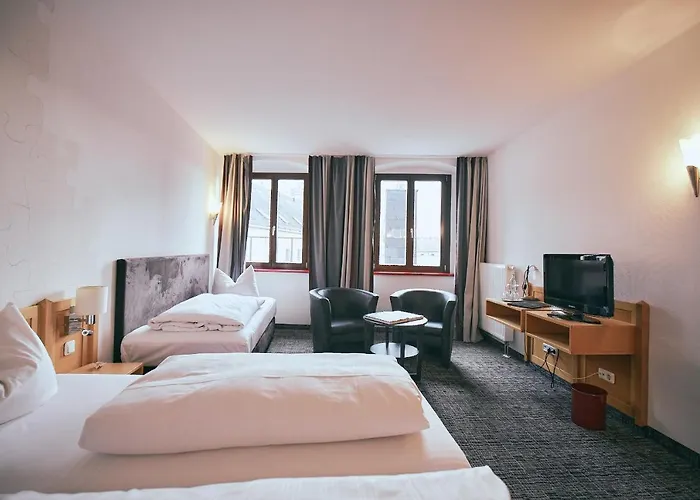 Hotell Roter Hahn 3*