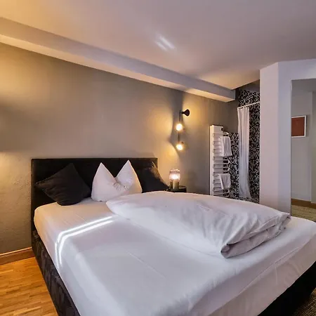 Roter Hahn ホテル 3*