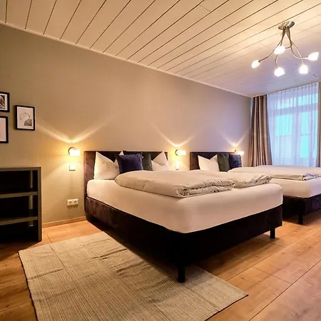 Roter Hahn Otel