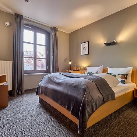 Otel Roter Hahn Regensburg
