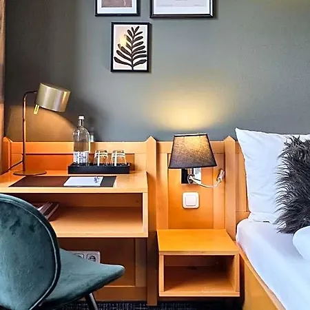 Hotel Roter Hahn Ratisbona