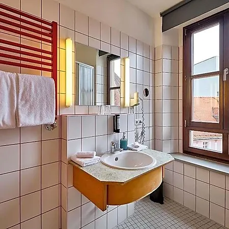 Hotel Roter Hahn 3*